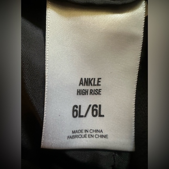 Express Black High Waisted Paperbag Ankle Pant Size 6L - Picture 4 of 5